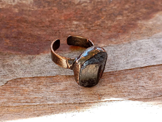 Raw Black Tourmaline open brass finger ring man, gemstone, Domineering,Reiki, antique bronze, retro,evil eye protection stone, mascot,amulet