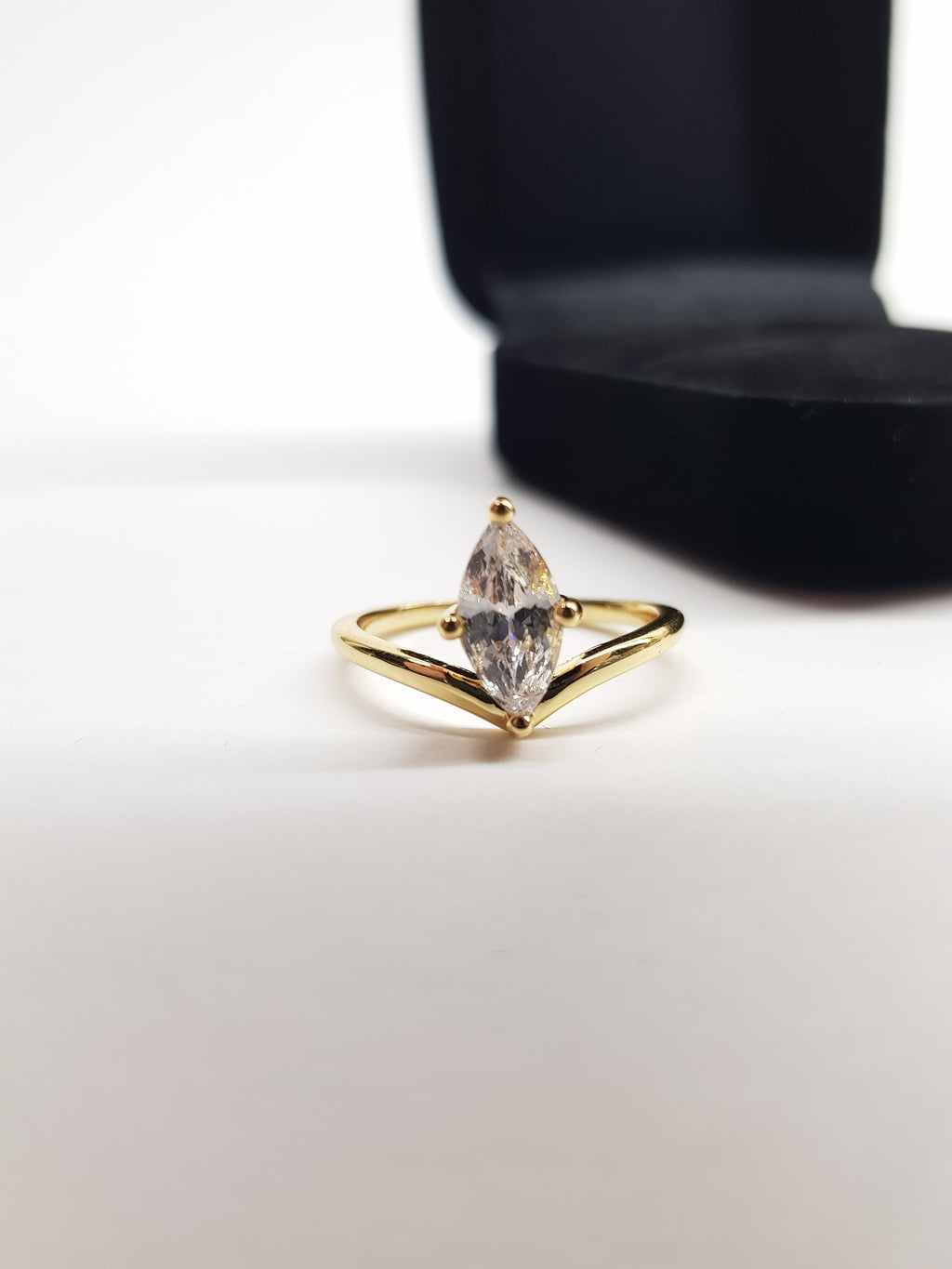 SEÓRA | Axis V Ring, CZ Brass Ring