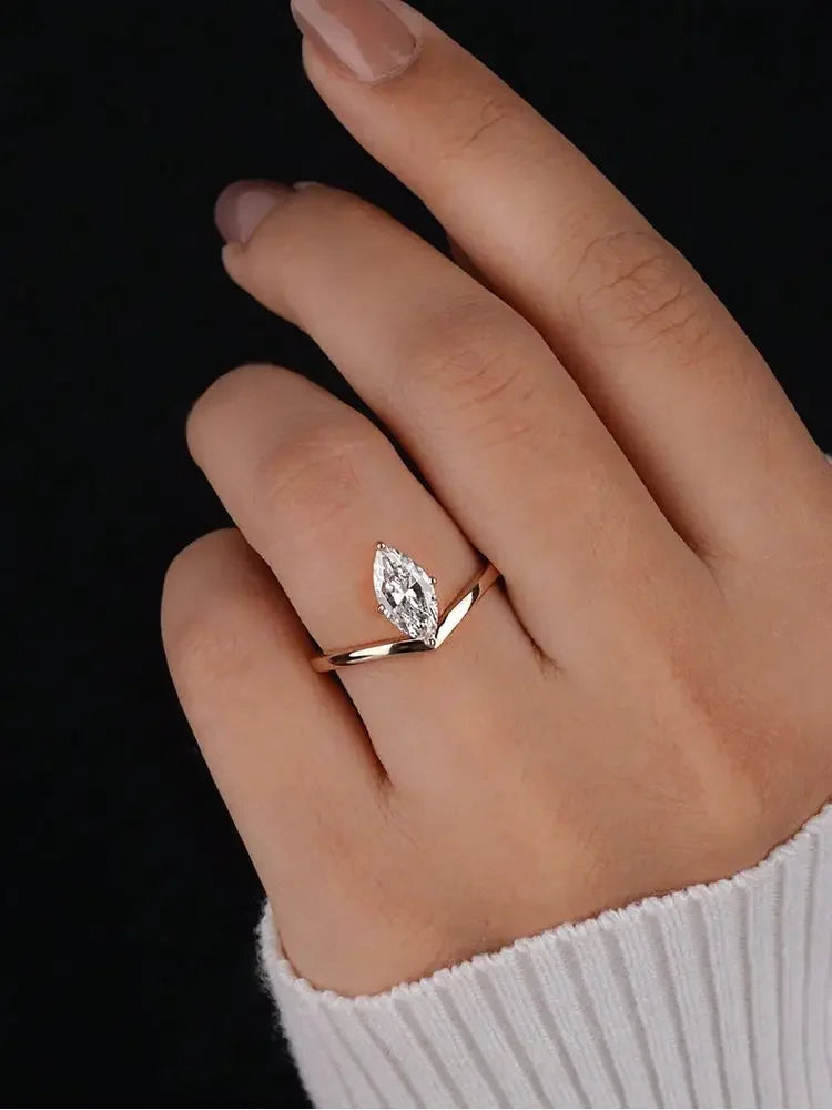 SEÓRA | Axis V Ring, CZ Brass Ring