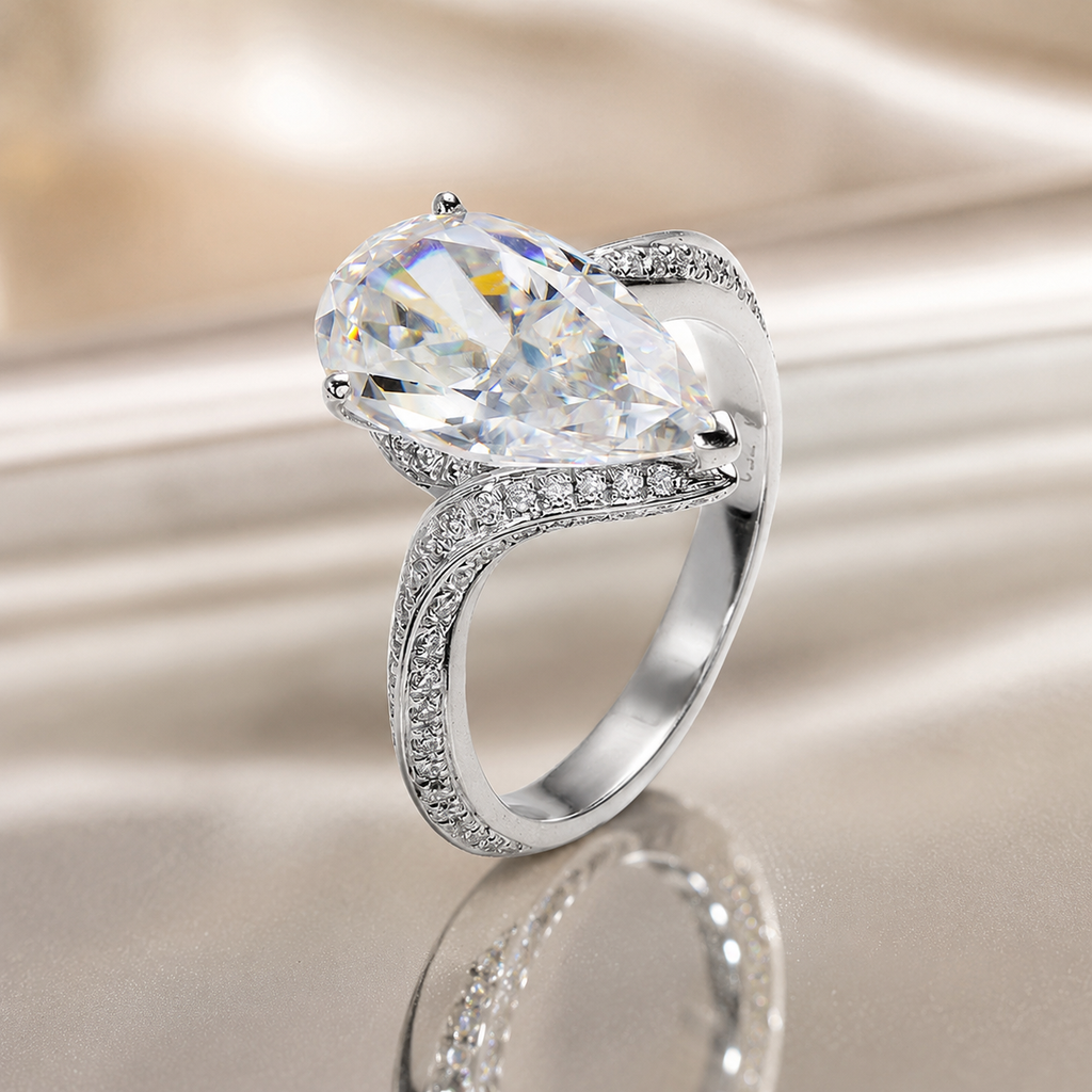 Pear Halo Moissanite Ring 18K Gold | 1CT–5CT Engagement Ring | SEÓRA