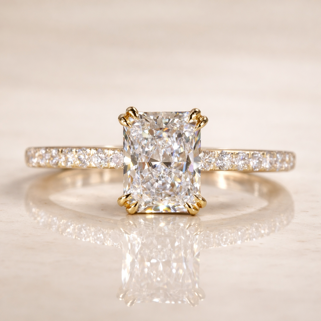 Radiant Cut 2CT Moissanite in 18K Gold Engagement Ring | SEÓRA