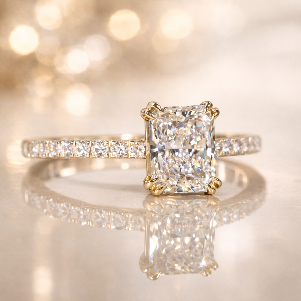 Radiant Cut 2CT Moissanite in 18K Gold Engagement Ring | SEÓRA