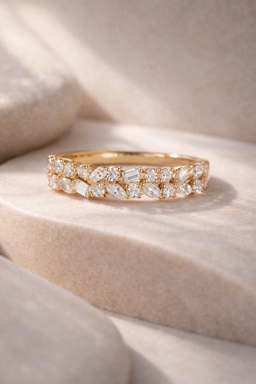 SEÓRA | Structured Glow Ring