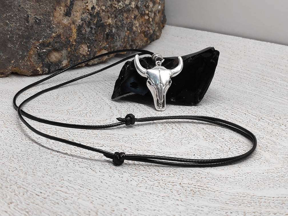 Bull Head Pendant Necklace for Men, Bull Skull Stainless Steel Pendant Men, Adjustable Black Cord Necklace, Western Pendant Necklace