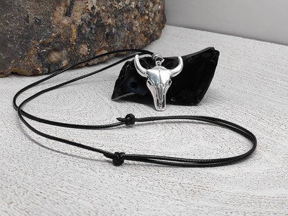 Bull Head Pendant Necklace for Men, Bull Skull Stainless Steel Pendant Men, Adjustable Black Cord Necklace, Western Pendant Necklace