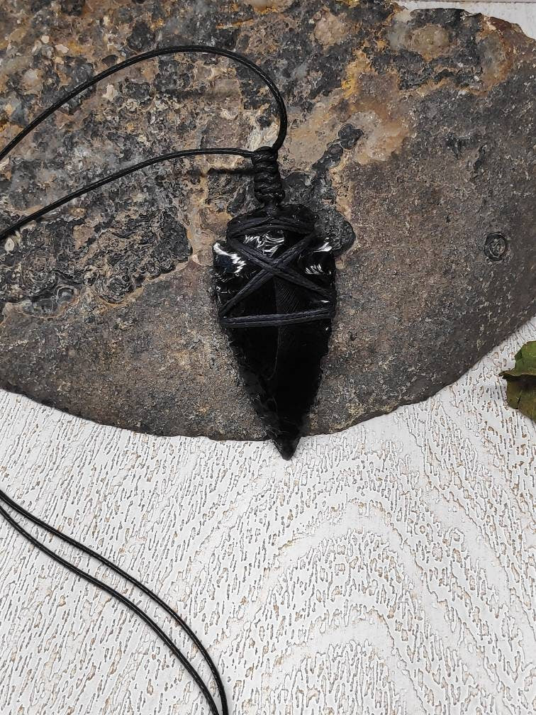 Raw Black Obsidian Arrowhead Pendant Necklace, Handmade  Carved Crystal Arrowhead Necklace, Energy Protection Healing Crystal Pendant