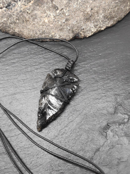 Raw Black Obsidian Arrowhead Pendant Necklace, Handmade  Carved Crystal Arrowhead Necklace, Energy Protection Healing Crystal Pendant