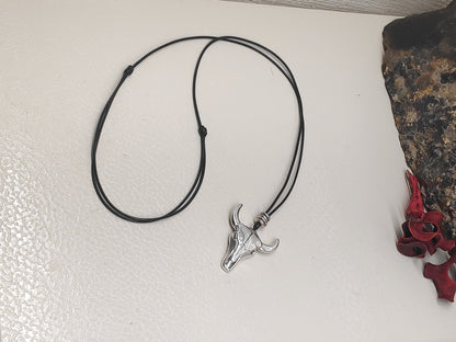 Bull Head Pendant Necklace for Men, Bull Skull Stainless Steel Pendant Men, Adjustable Black Cord Necklace, Western Pendant Necklace