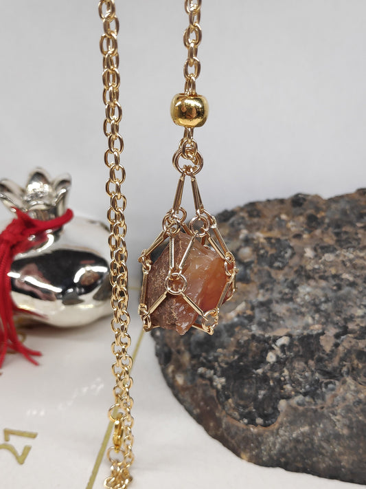 Natural Raw Carnelian Necklace, Crystal Cage necklace, Crystal Holder Pendant Necklace, Carnelian Pendant, Gemstone,Protection Healing