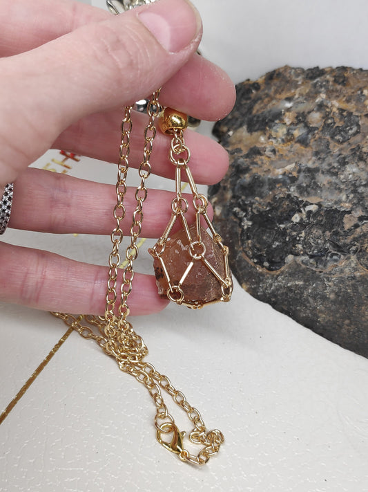 Natural Raw Carnelian Necklace, Crystal Cage necklace, Crystal Holder Pendant Necklace, Carnelian Pendant, Gemstone,Protection Healing