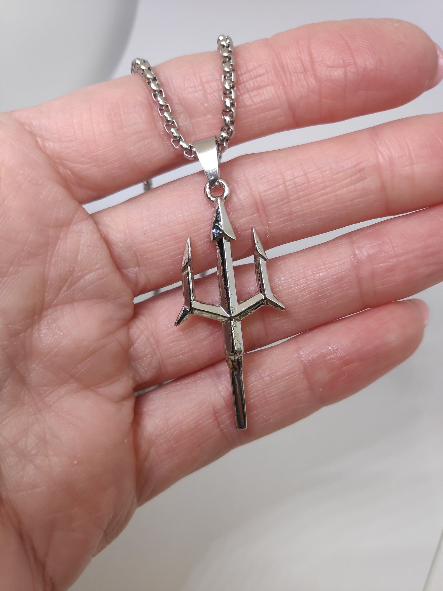 Poseidon Trident Pendant Necklace for men, Ancient Greek mythology, Retro Creative Domineer Neptune Harpoon Necklace, Casual trendy jewelry