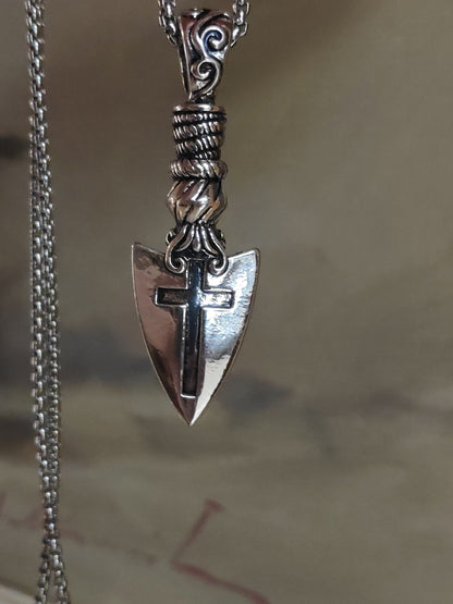 Domineering knight spear and shield cross, weapon arrowhead Pendant, Arrow pendant necklace men Ancient silver colour, retro, trendy jewelry