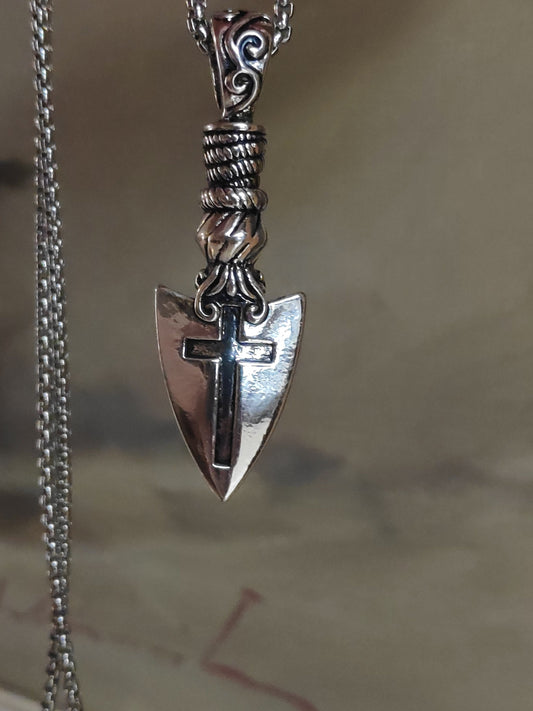 Domineering knight spear and shield cross, weapon arrowhead Pendant, Arrow pendant necklace men Ancient silver colour, retro, trendy jewelry