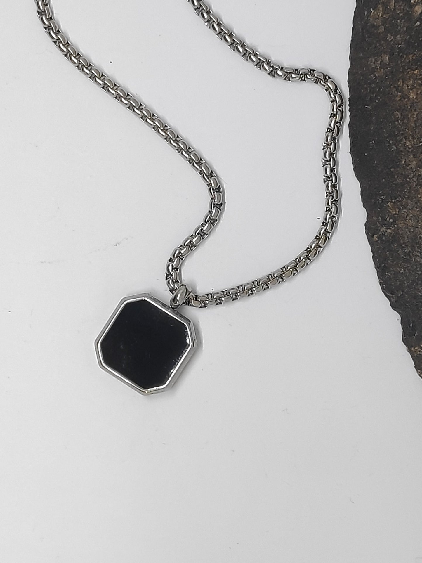 Exquisite Black Enamel Square Pendant Necklace Man - geometric pendant stainless steel round box chain men's jewelry accessories