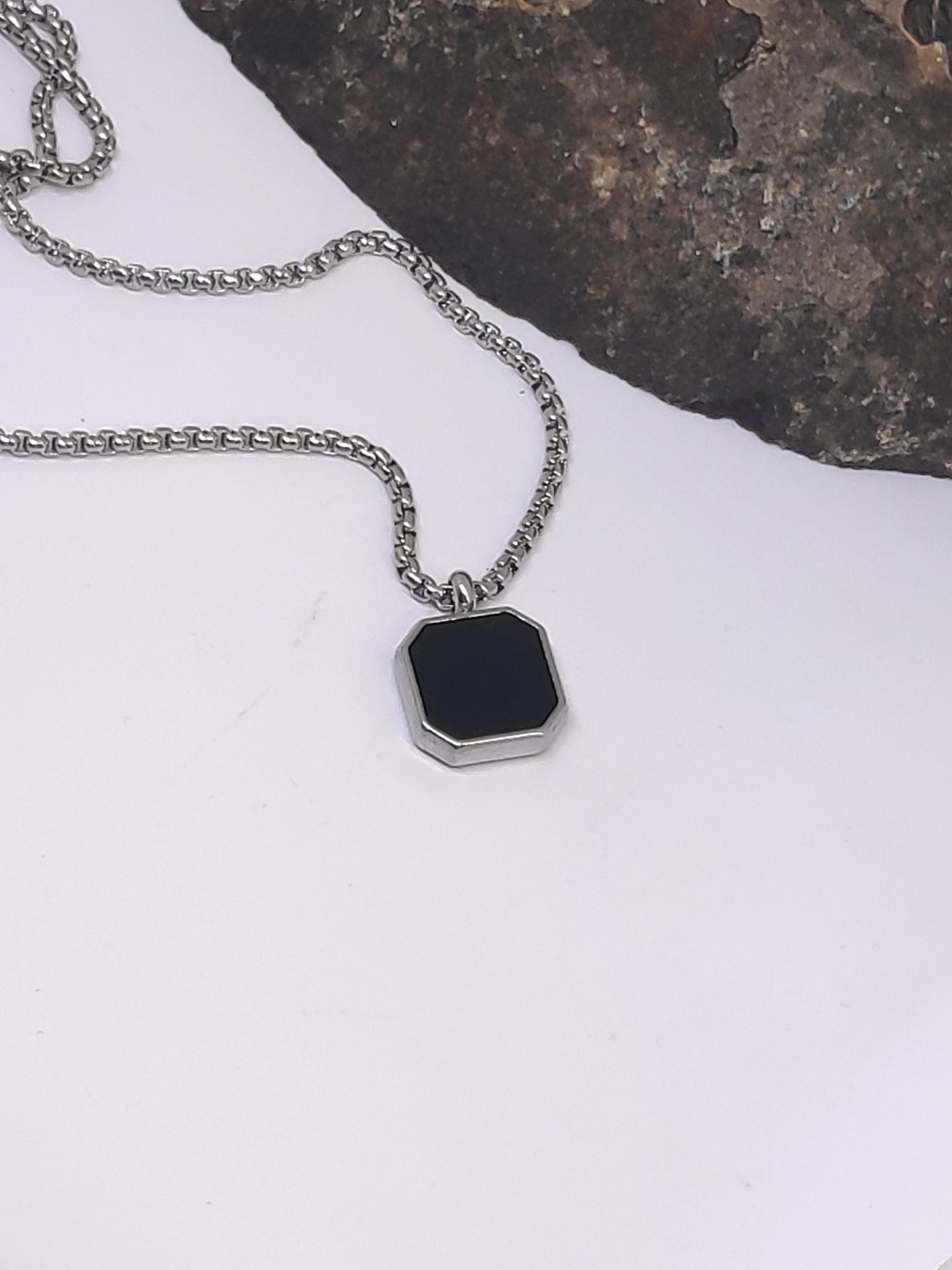 Exquisite Black Enamel Square Pendant Necklace Man - geometric pendant stainless steel round box chain men's jewelry accessories