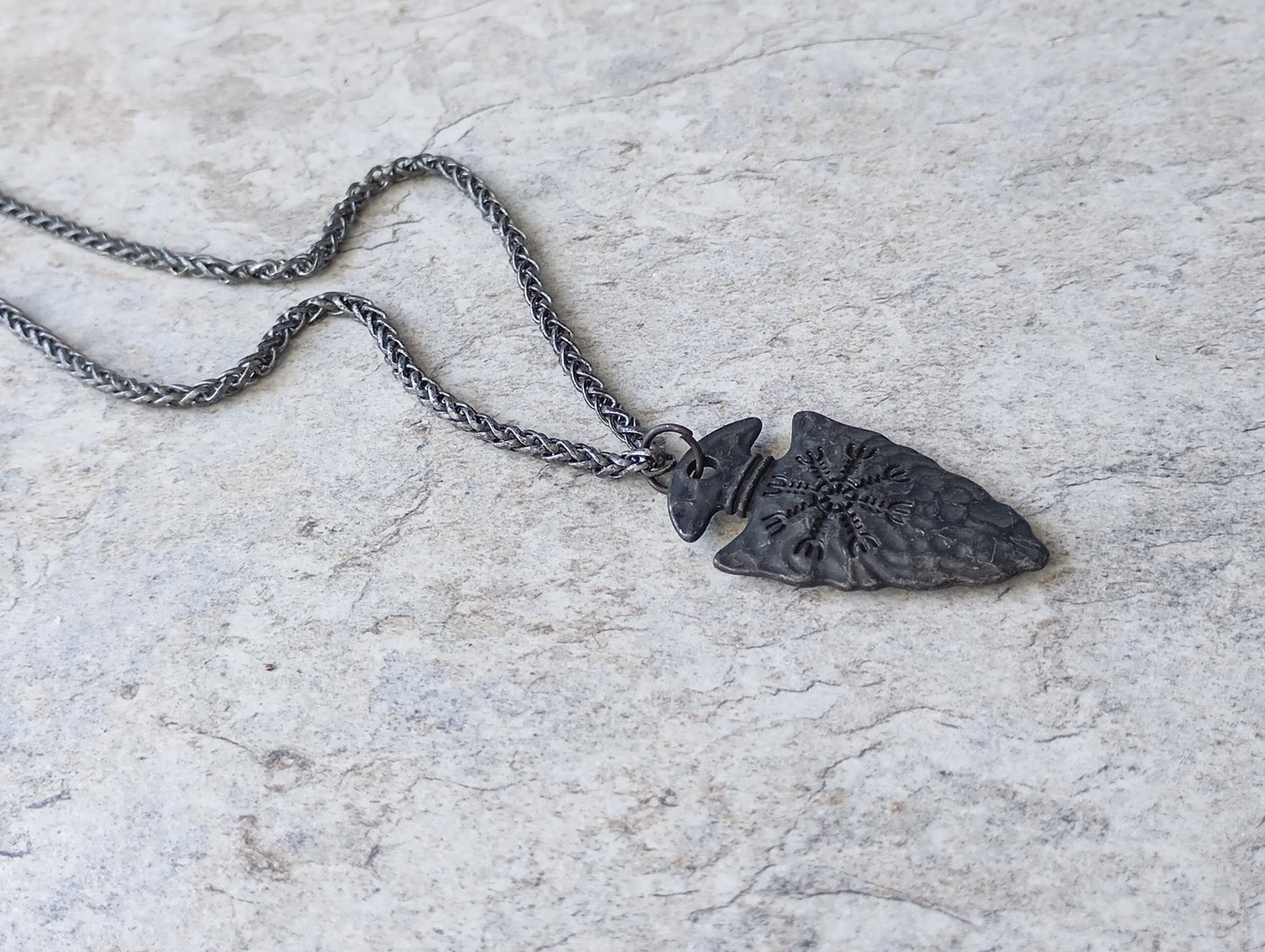 Arrow pendant necklace men Celtic Pagan Symbol rune weapon spear head Pendant, Ancient silver colour, Vintage, Viking, Nordic, retro, amulet