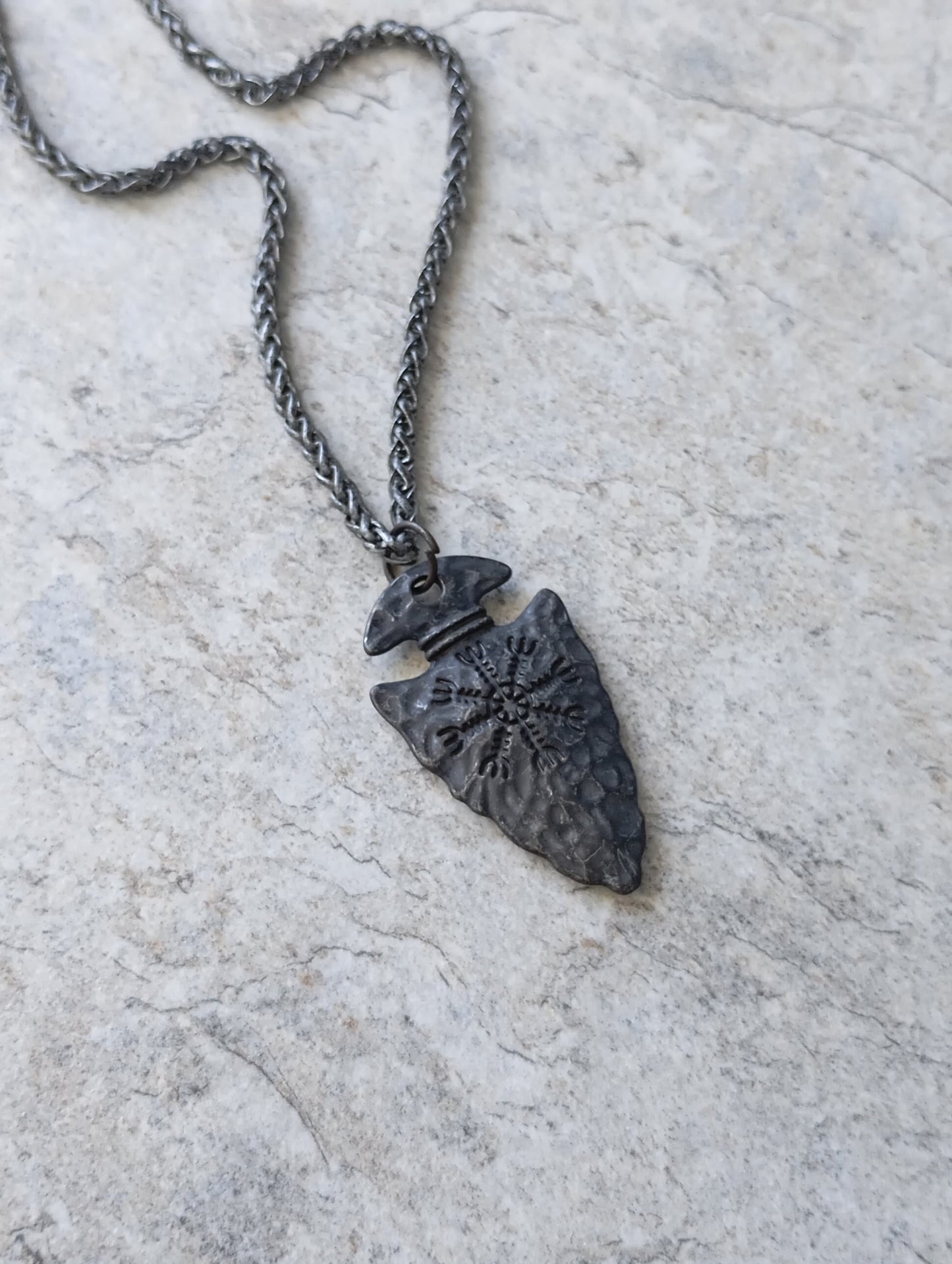 Arrow pendant necklace men Celtic Pagan Symbol rune weapon spear head Pendant, Ancient silver colour, Vintage, Viking, Nordic, retro, amulet