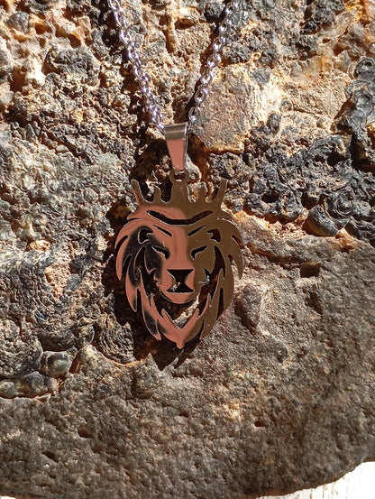 Crown Lion King Pendant Necklace, Animal pendant stainless still, Exquisite Fashion Charm  casual Necklace Gift for Man, lion head pendant