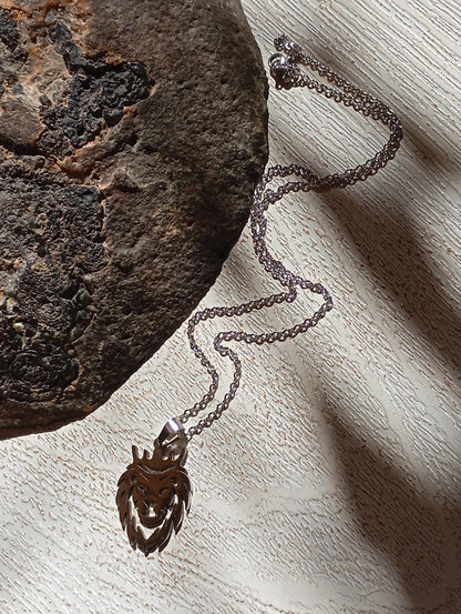 Crown Lion King Pendant Necklace, Animal pendant stainless still, Exquisite Fashion Charm  casual Necklace Gift for Man, lion head pendant
