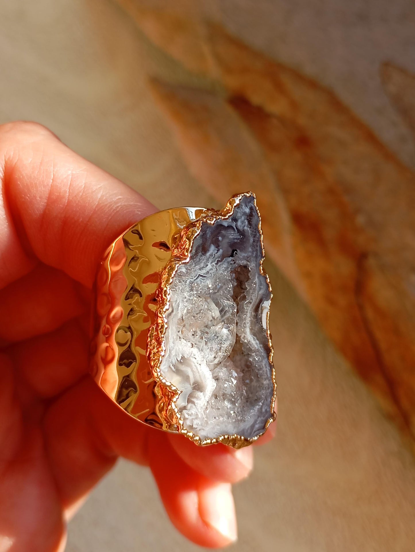 Raw Lace agate geode adjustable finger ring, antique, bohemian healing, protection, natural gemstone, fashion dainty elegant gift for women