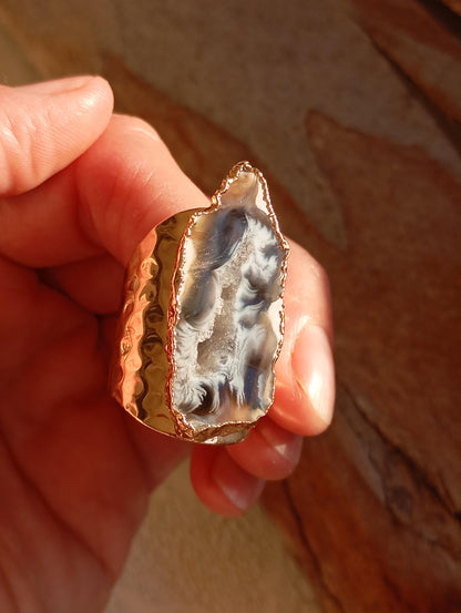 Raw Lace agate geode adjustable finger ring, antique, bohemian healing, protection, natural gemstone, fashion dainty elegant gift for women
