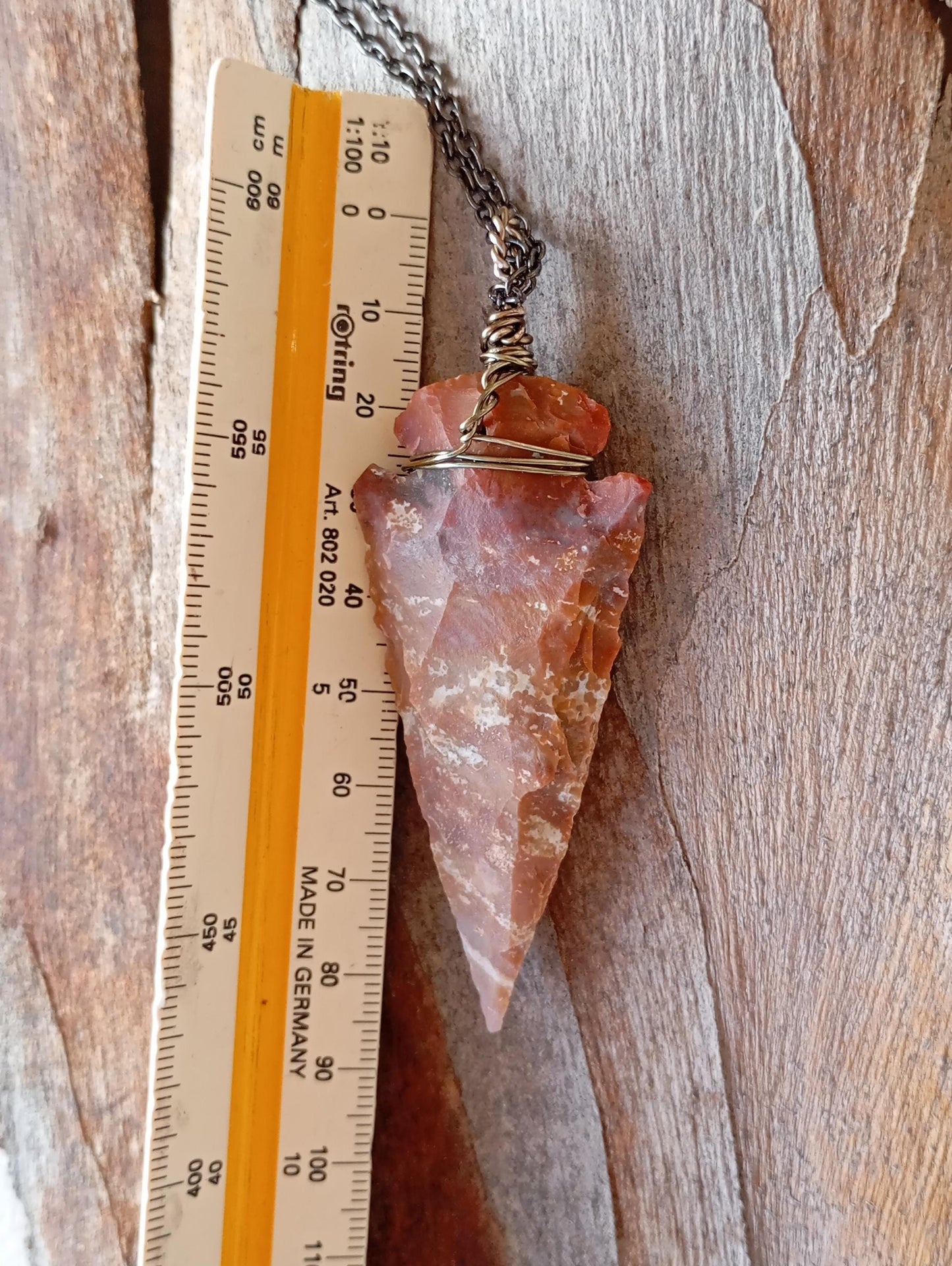 Hand carved Arrowhead Indian brown agate Pendant Necklace, Handmade, 2,75 inches arrow, Energy Protection Healing Gemstone, mascot, reiki