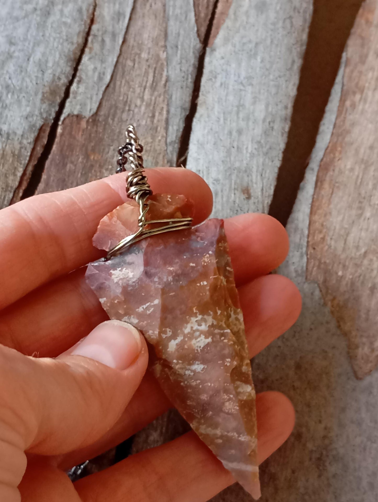 Hand carved Arrowhead Indian brown agate Pendant Necklace, Handmade, 2,75 inches arrow, Energy Protection Healing Gemstone, mascot, reiki