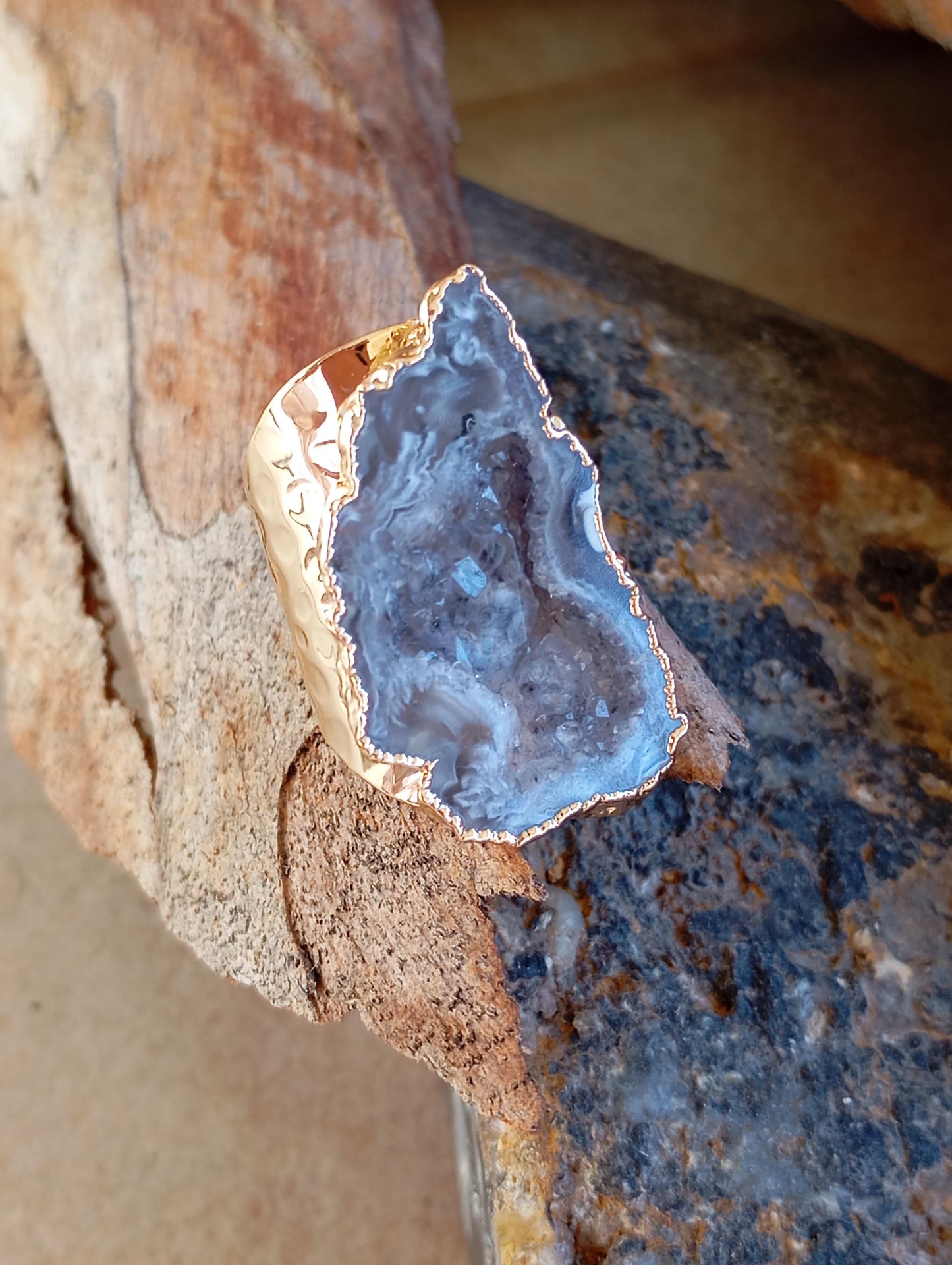 Raw Lace agate geode adjustable finger ring, antique, bohemian healing, protection, natural gemstone, fashion dainty elegant gift for women