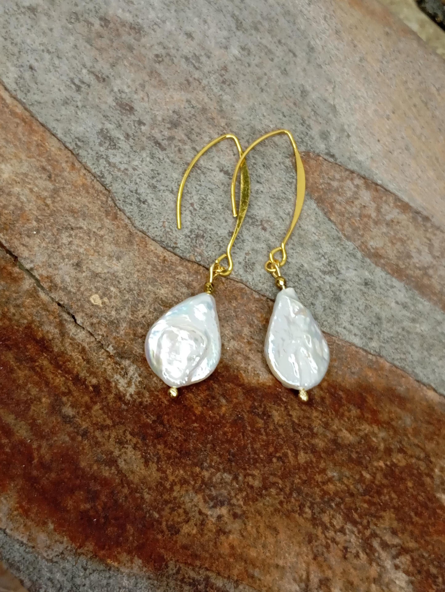 Freshwater droplet shape white Pearls Earrings golden hooks women Dainty, long hanging Elegant Stunning Bohemian Earrings gift for girlfrien