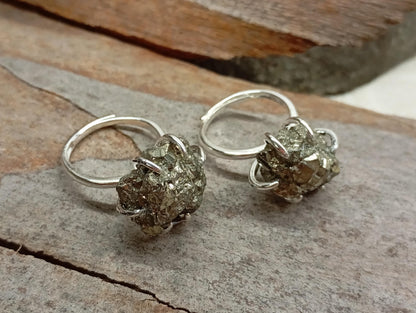 Raw Pyrite Adjustable Ring – Stainless Steel Crystal Cluster