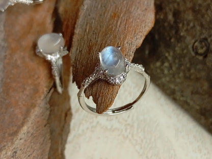 Moonstone finger ring adjustable dainty oval cabochon ring, protection stone, stunning exquisite gorgeous bohemian ring,gift for girlfriend