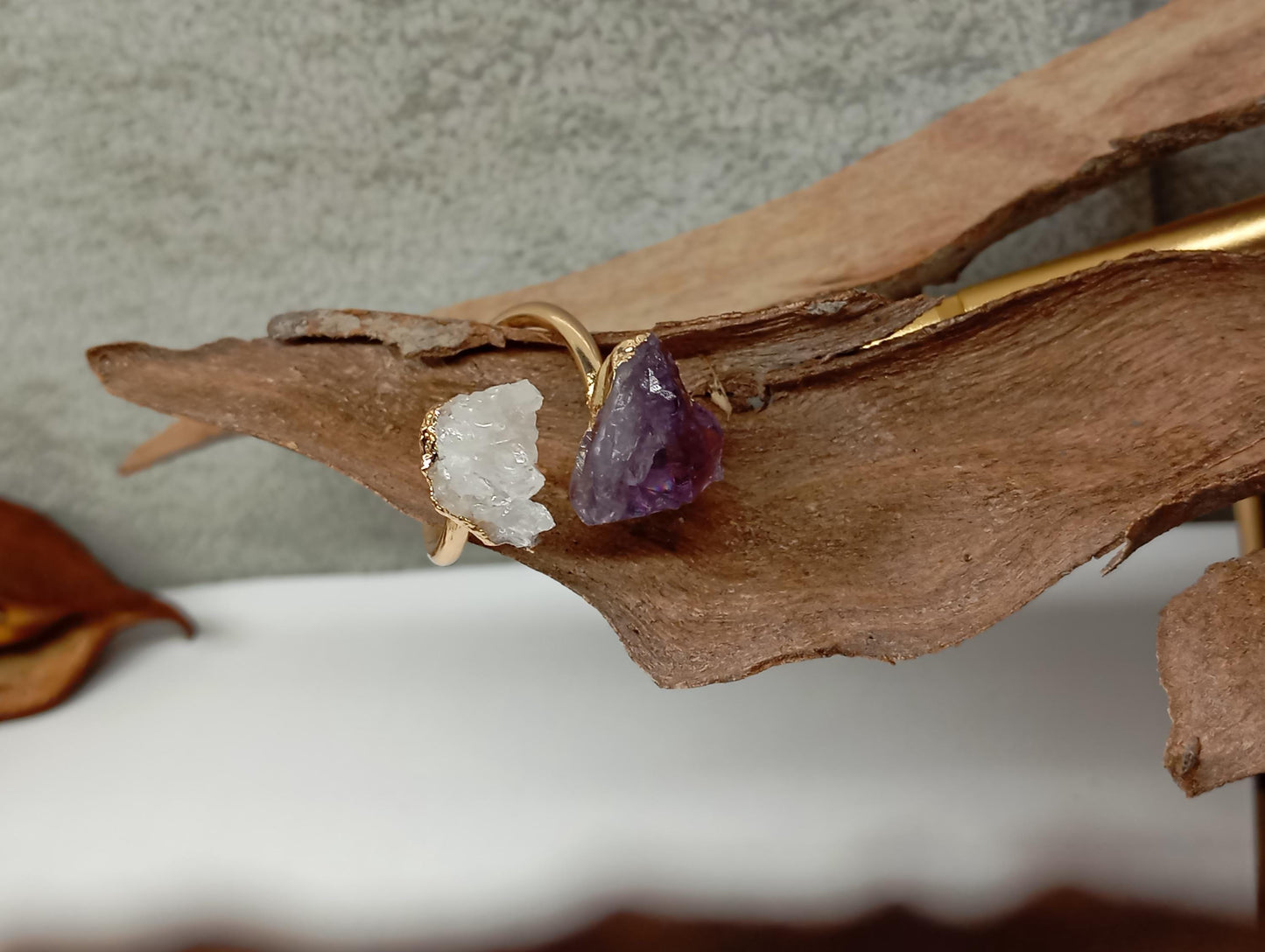Raw Amethyst and quartz druzy crystals adjustable open finger ring,brass gold plated,bohemian dainty elegant,protection,party,wedding,mascot