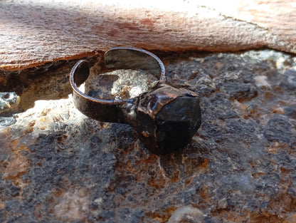 Raw Black Tourmaline open brass finger ring man, gemstone, Domineering,Reiki, antique bronze, retro,evil eye protection stone, mascot,amulet