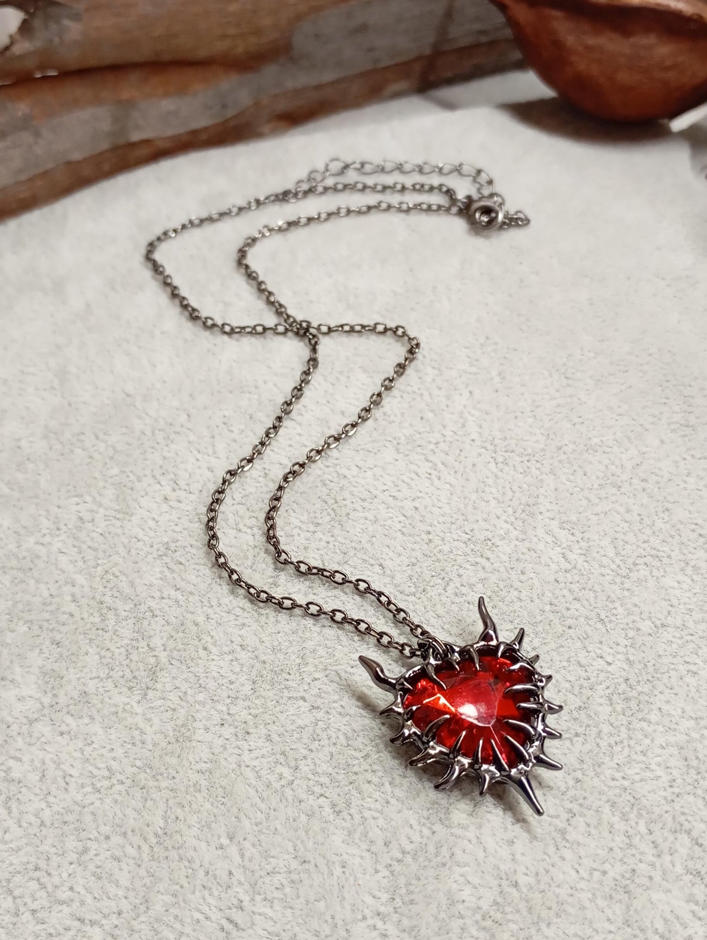 Red Heart Thorn Pendant Necklace – Black Plated Chain