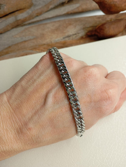 Mans Cuban link chain bracelet in stainless steel with sturdy box clasp, thick  masculine , modern, casual minimalist wristband