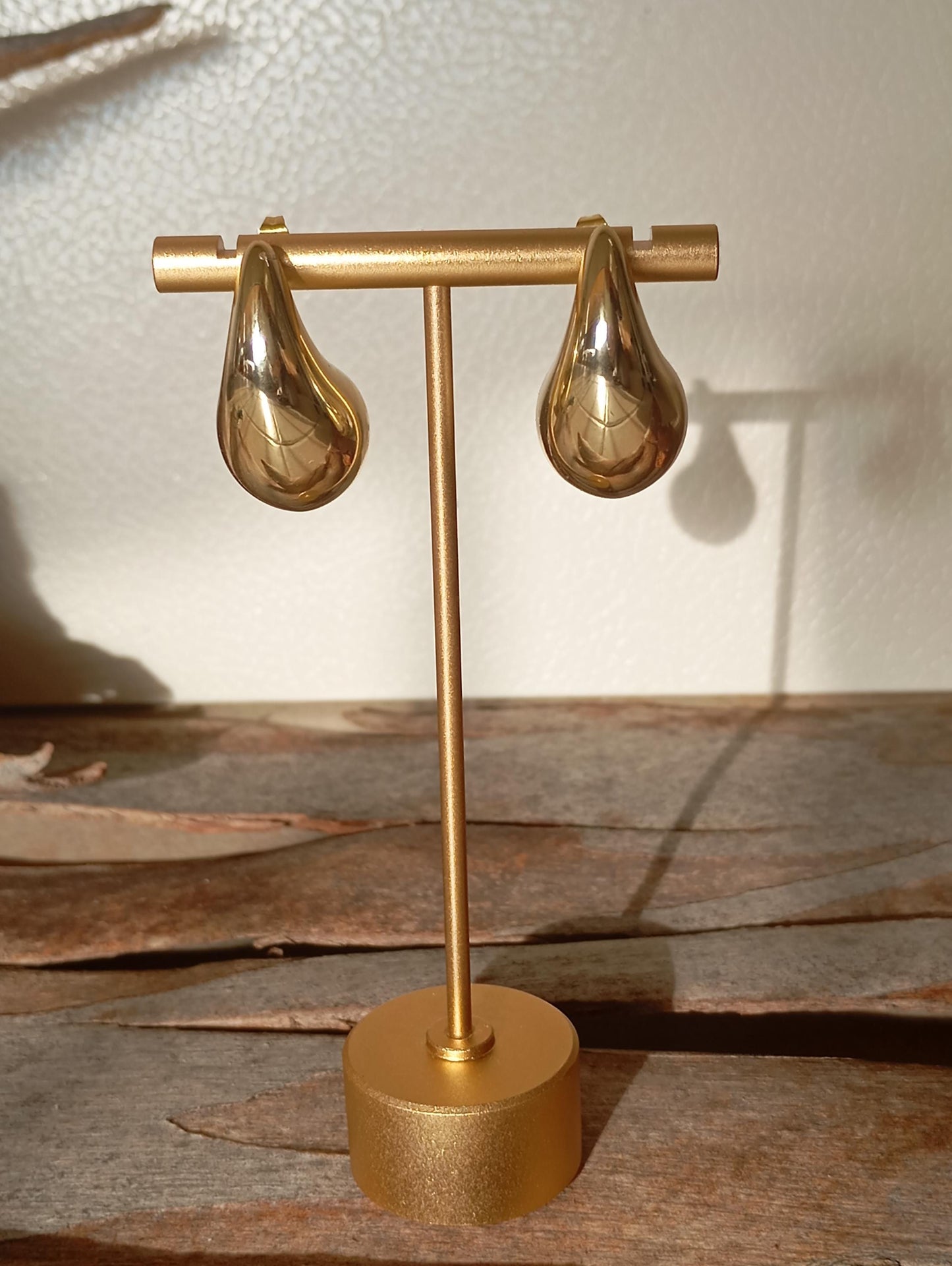 Drop shape studs earrings, bold, fashion design Earrings, Minimalist, Geometric, Party, Daily, Dainty Elegant earrings for jewellery lovers