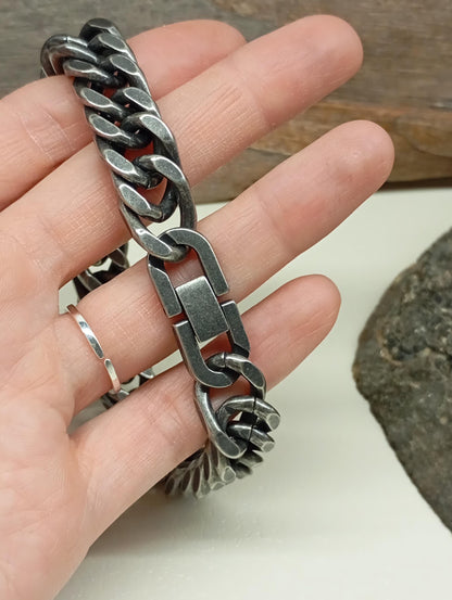 Mans Oxidized Cuban link chain bracelet in stainless steel with sturdy box clasp, thick  masculine , modern, bild wristband