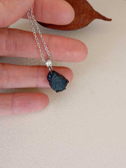 Raw Black Tourmaline Pendant Necklace, Energy Stone Necklace, Healing, evil eye Protection, Spiritual, Mascot, Reiki, Natural Gemstone