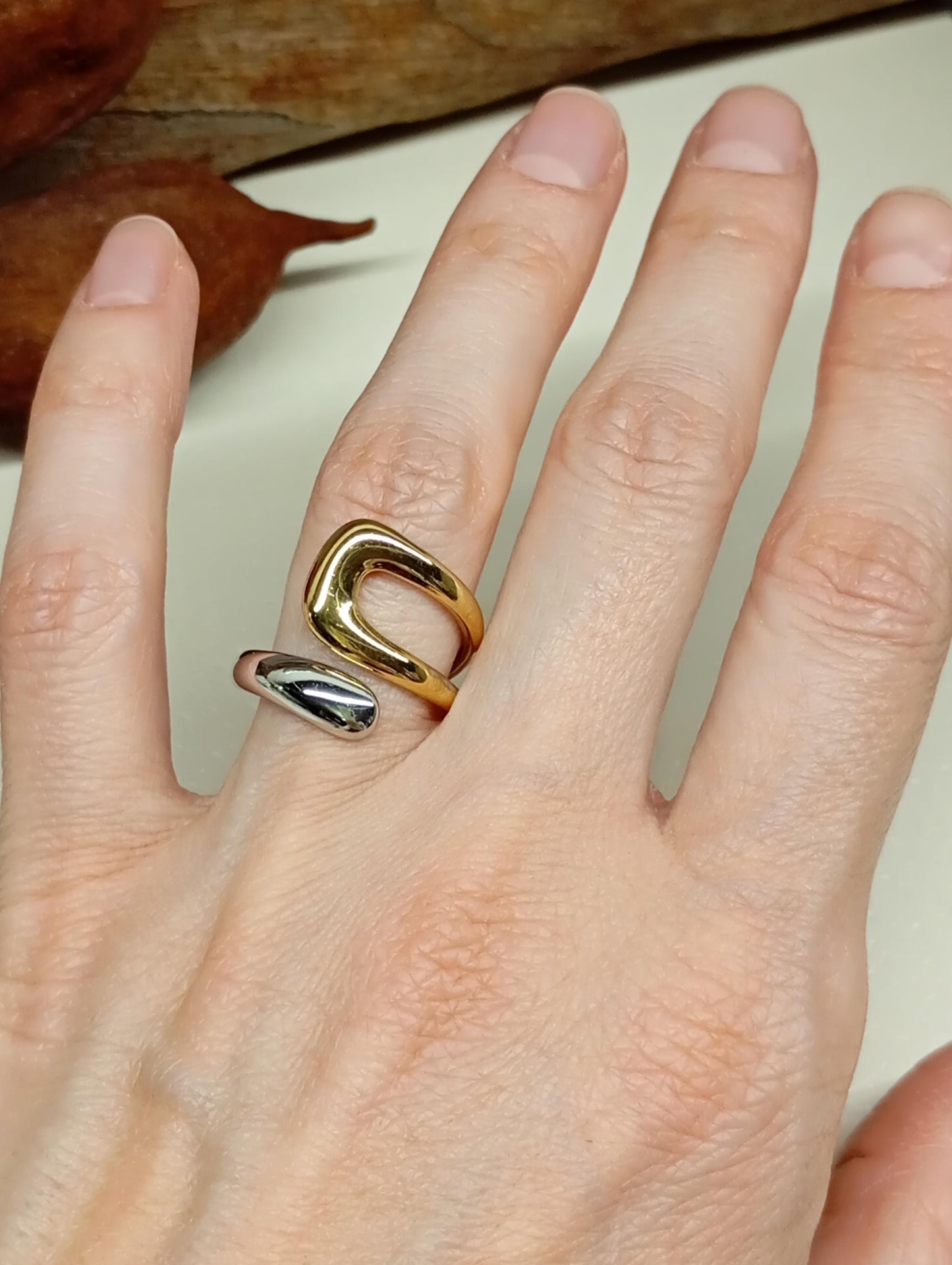 Modern adjustable stainless steel waterproof hypoallergenic 18K gold plated asymmetric open finger ring trendy fashion, gift for girlfriend