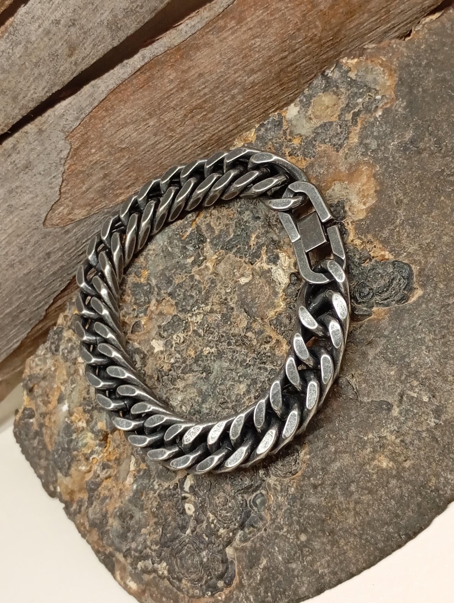 Mans Oxidized Cuban link chain bracelet in stainless steel with sturdy box clasp, thick  masculine , modern, bild wristband