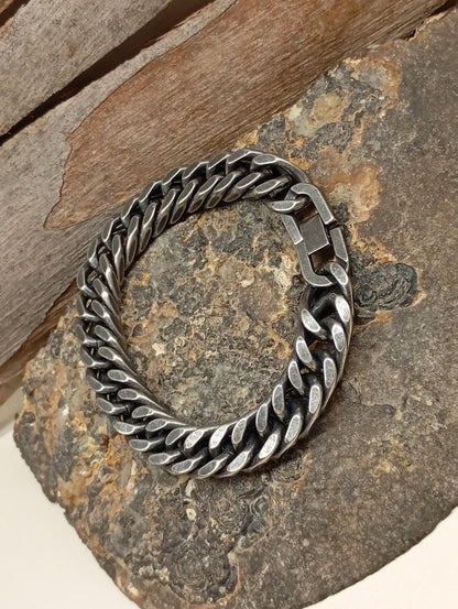Mans Oxidized Cuban link chain bracelet in stainless steel with sturdy box clasp, thick  masculine , modern, bild wristband