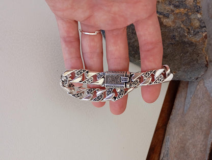 Engraved Stainless Steel Bracelet for Men, Silver Chain with Ornate Clasp,  20cm Viking-Style Link Bracelet – Unique Gift for Him