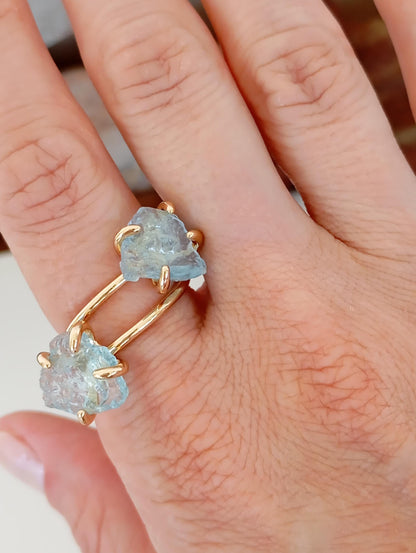 Aquamarine adjustable  finger ring, raw gemstone, Reiki, fashion dainty elegant, wedding, gift for women, healing protection stone,mascot