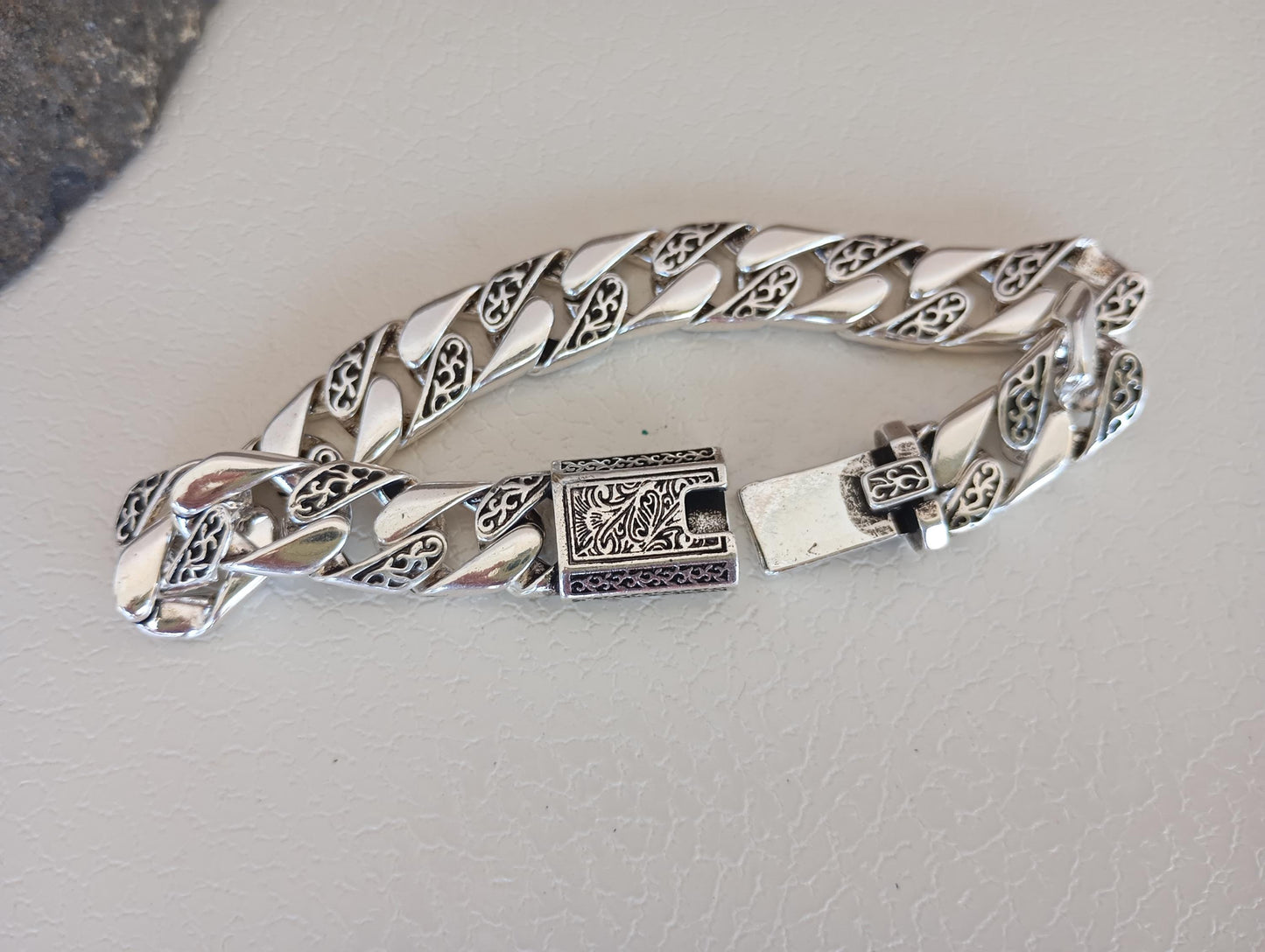 Engraved Stainless Steel Bracelet for Men, Silver Chain with Ornate Clasp,  20cm Viking-Style Link Bracelet – Unique Gift for Him