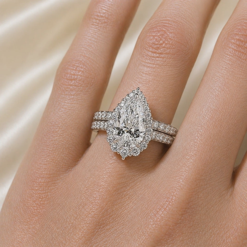 Pear Cut Halo Ring Set | SEÓRA