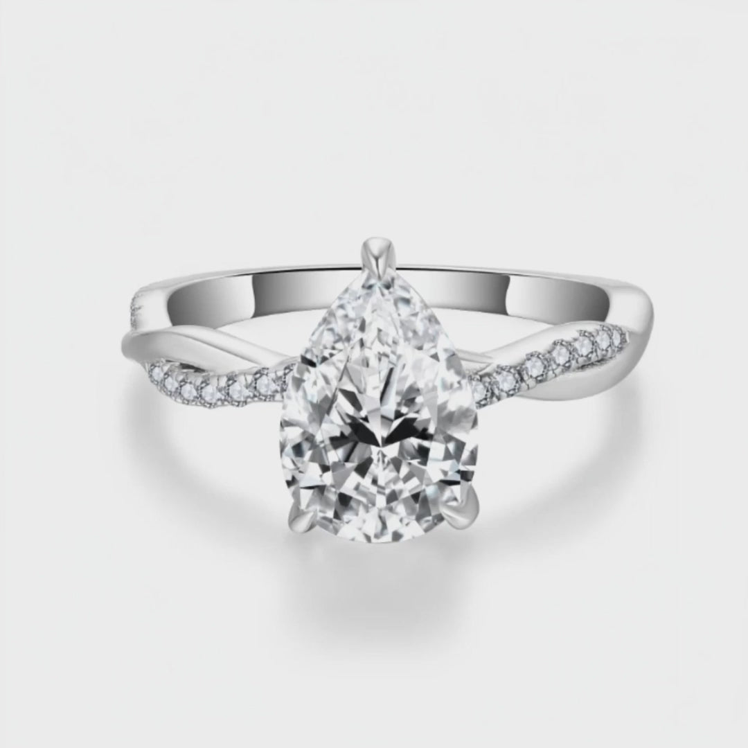 Pear Cut 2CT Moissanite Sterling Silver Ring  | SEÓRA