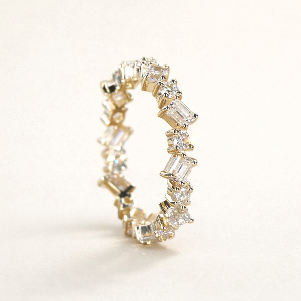 Emerald & Round Cut Moissanite Full Eternity Ring – 18K Gold | SEÓRA