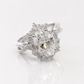 Oval Halo Moissanite Ring 18K Gold | 1CT Engagement Ring | SEÓRA