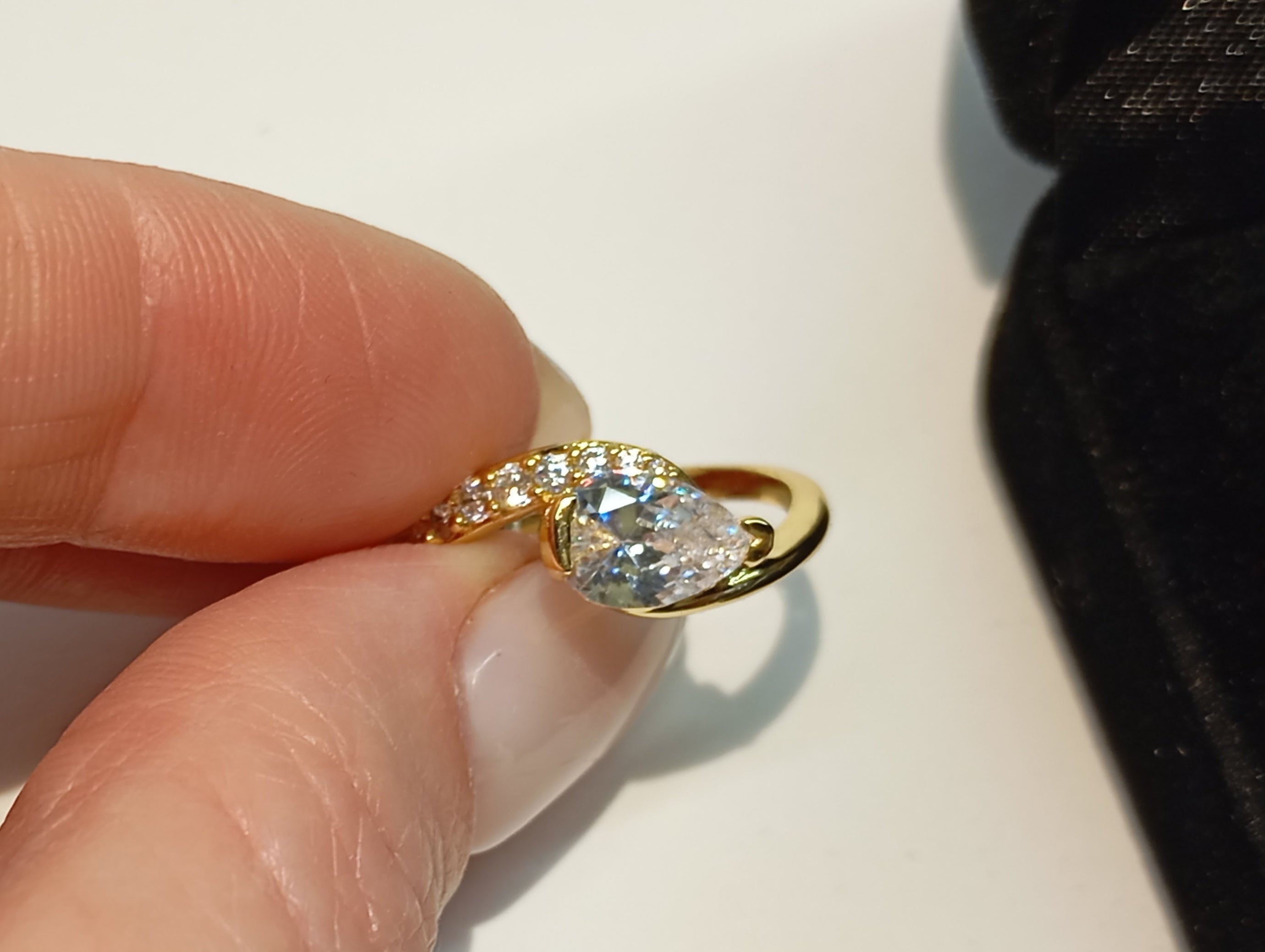 SEÓRA | Statement Drop Ring, CZ Brass Band