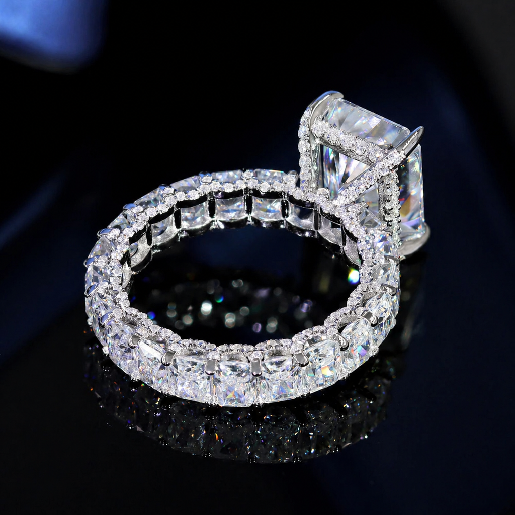 Radiant Cut 5Ct Μoissanite — 18K White Gold or Silver Statement Ring | SEÓRA